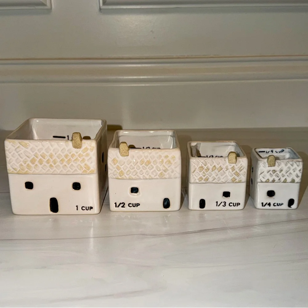 Mud Pie White House Measuring Cups Set - NWOT